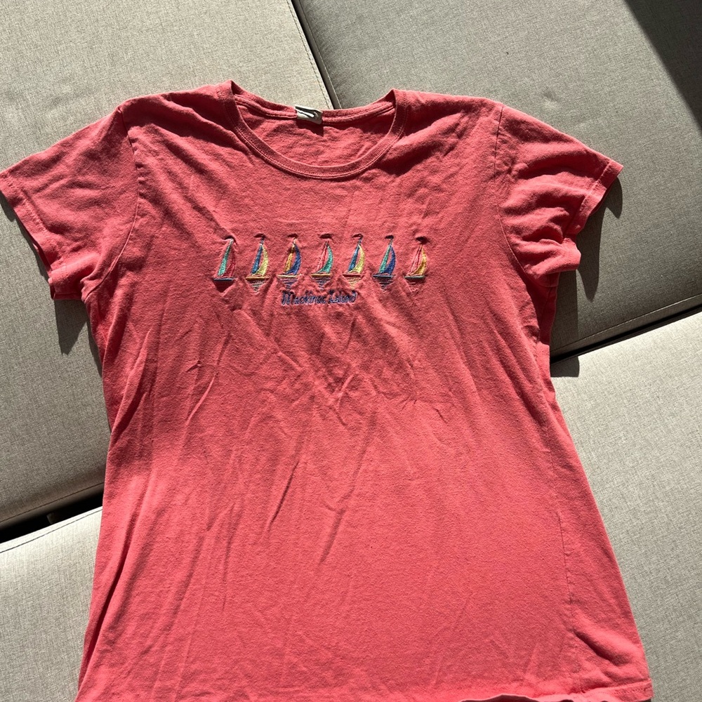 Gildan Pink Embroidered Cotton Vintage Sailboat T-Shirt